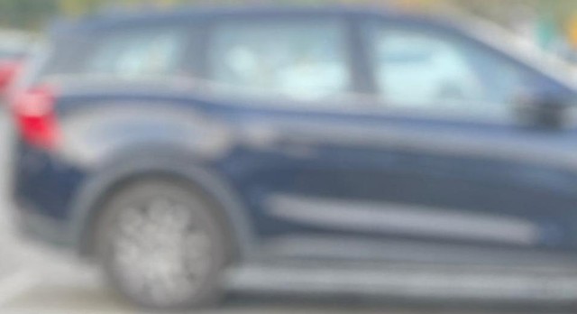 Second-hand 2023 Toyota Vellfire VIP Executive Lounge for sale in Mumbai-16