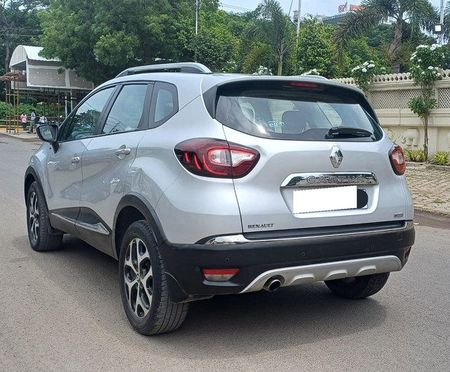 Second-hand 2017 Renault Captur 1.5 Diesel RXT for sale in Indore-16