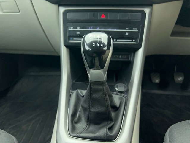 Second-hand 2022 Volkswagen Taigun 1.0 Highline for sale in Chennai-12