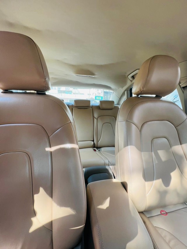 Second-hand 2011 Audi A4 2.0 TDI for sale in Vadodara-7