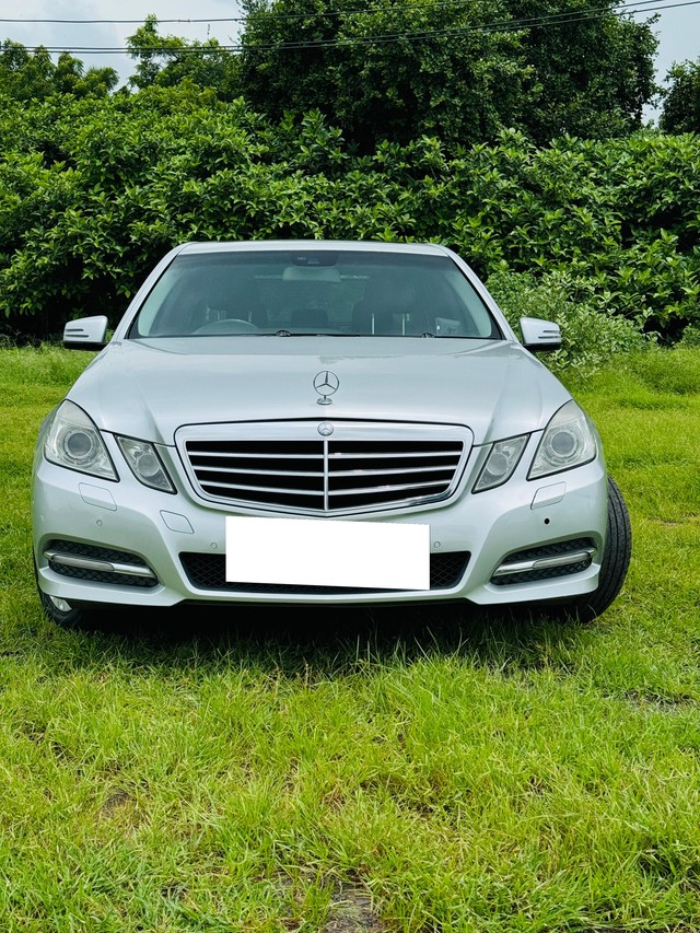 Second-hand 2012 Mercedes-Benz E-Class E250 CDI Avantgarde for sale in Vadodara-4