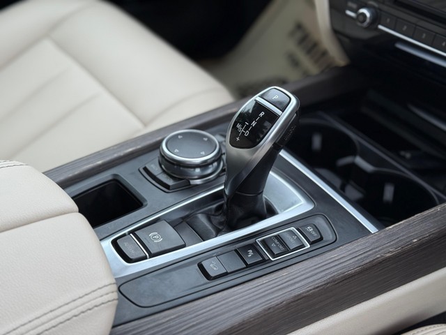 Second-hand 2017 BMW X5 xDrive 30d M Sport for sale in Mumbai-11