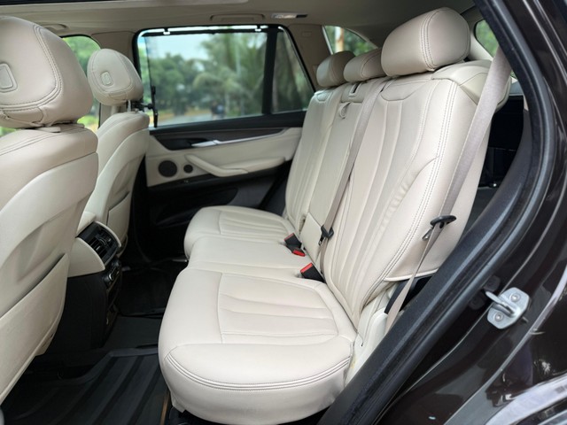 Second-hand 2017 BMW X5 xDrive 30d M Sport for sale in Mumbai-12