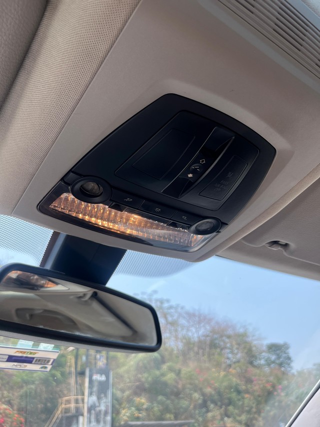 Second-hand 2013 BMW 5 Series 525d Luxury Line for sale in Mumbai-30