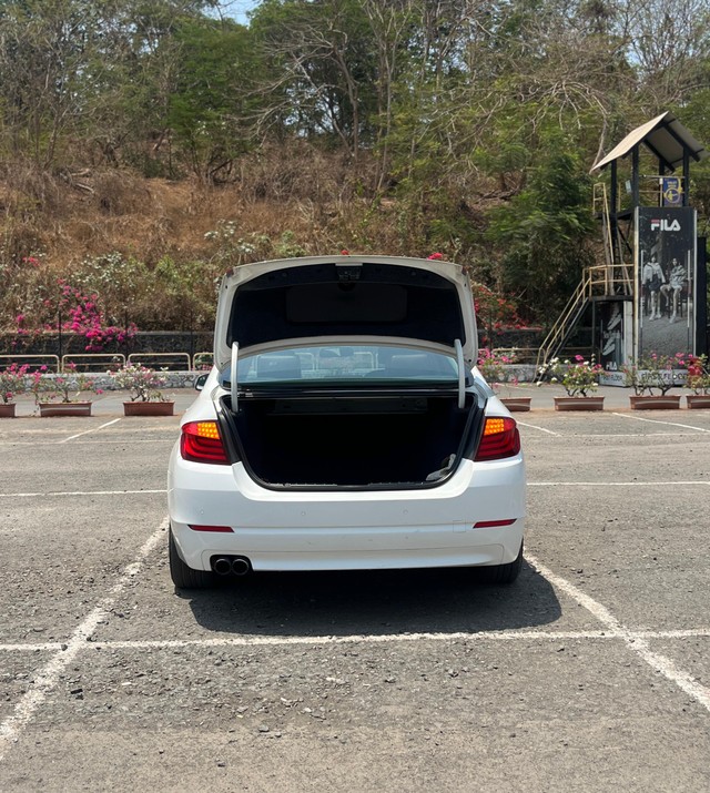 Second-hand 2013 BMW 5 Series 525d Luxury Line for sale in Mumbai-33