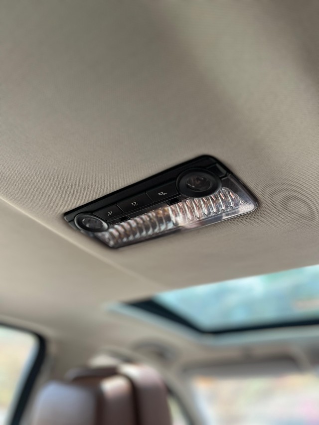 Second-hand 2013 BMW 5 Series 525d Luxury Line for sale in Mumbai-9