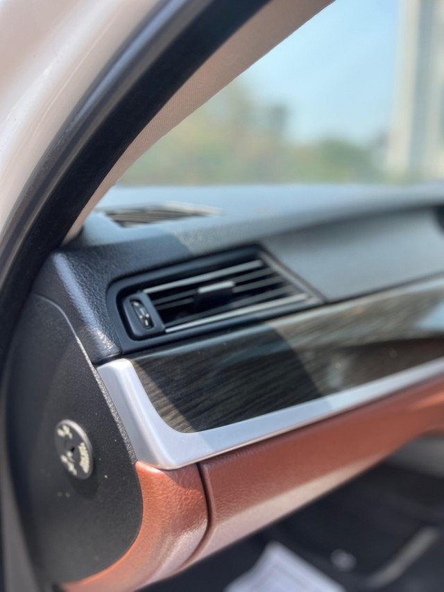 Second-hand 2013 BMW 5 Series 525d Luxury Line for sale in Mumbai-7