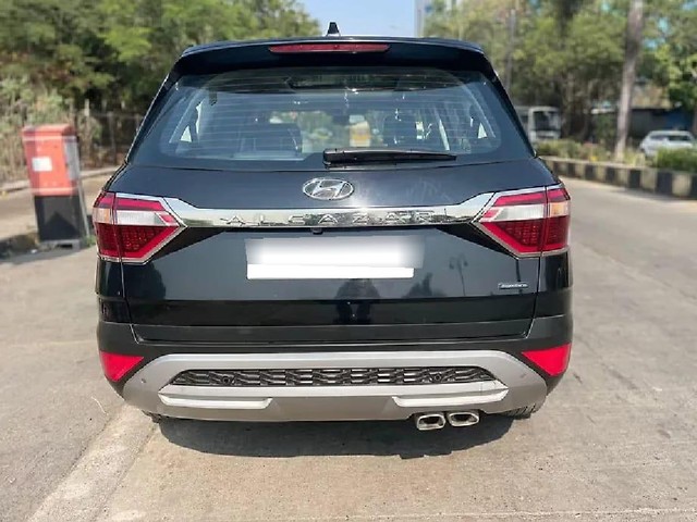 Hyundai Alcazar 1.5 Signature (O) 7-Seater Diesel AT Second-hand 2022 Hyundai Alcazar 1.5 Signature (O) 7-Seater Diesel AT for sale in Mumbai-2