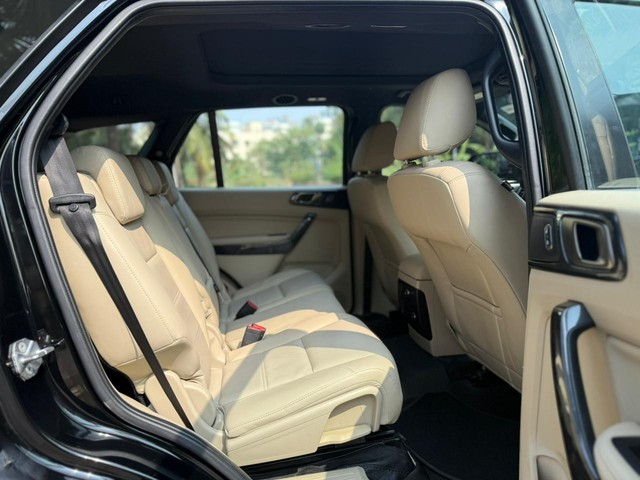 Second-hand 2021 Ford Endeavour Sport Edition for sale in Mumbai-18