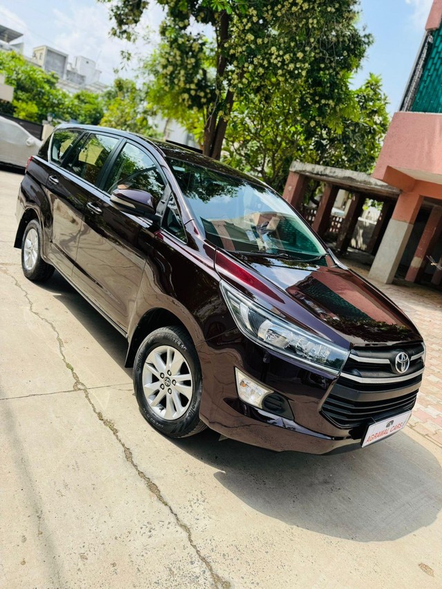 Second-hand 2018 Toyota Innova Crysta 2.4 G MT 8S BSIV for sale in Vadodara-0