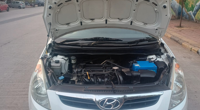 Second-hand 2010 Hyundai i20 1.2 Sportz for sale in Indore-3
