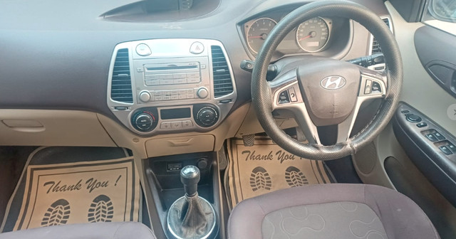 Second-hand 2010 Hyundai i20 1.2 Sportz for sale in Indore-5