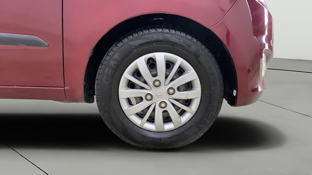 Hyundai i10 Sportz 1.1L Second-hand 2015 Hyundai i10 Sportz 1.1L for sale in Mumbai-23