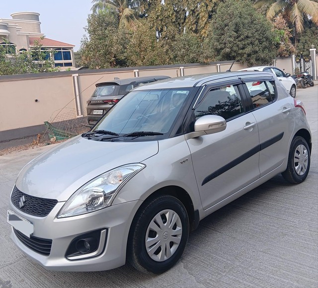 Second-hand 2015 Maruti Suzuki Swift VXI for sale in Indore-8