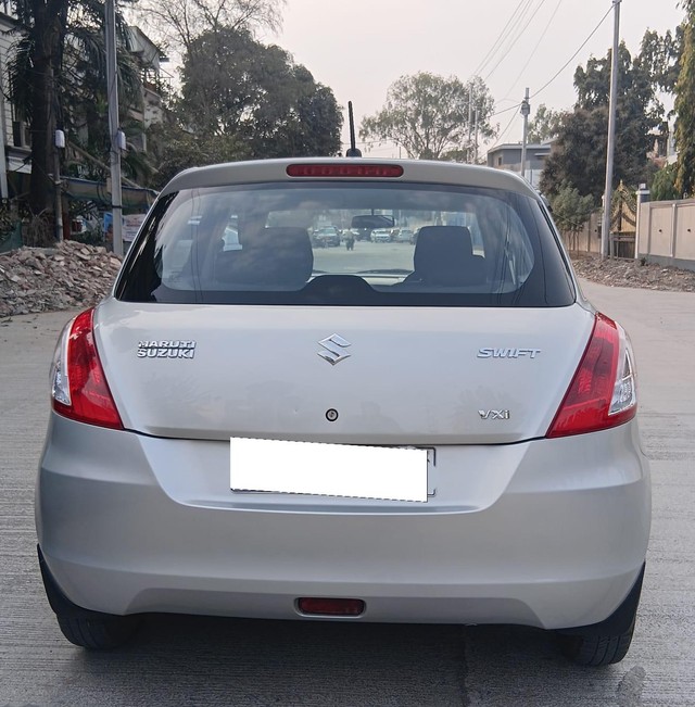 Second-hand 2015 Maruti Suzuki Swift VXI for sale in Indore-3