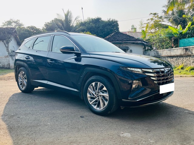 Second-hand 2022 Hyundai Tucson Signature Diesel AT BSVI for sale in Pune-8