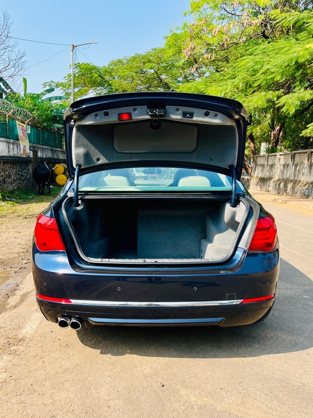 Second-hand 2014 BMW 7 Series Signature 730Ld for sale in Pune-17