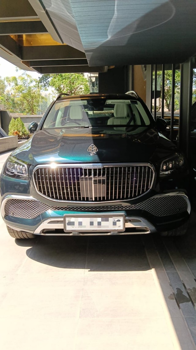 Mercedes-Benz GLS Maybach 600 4MATIC BSVI Second-hand 2023 Mercedes-Benz GLS Maybach 600 4MATIC BSVI for sale in Mumbai-10