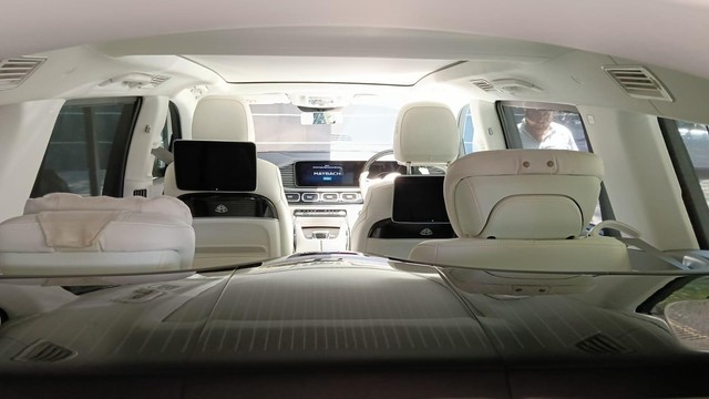 Mercedes-Benz GLS Maybach 600 4MATIC BSVI Second-hand 2023 Mercedes-Benz GLS Maybach 600 4MATIC BSVI for sale in Mumbai-11