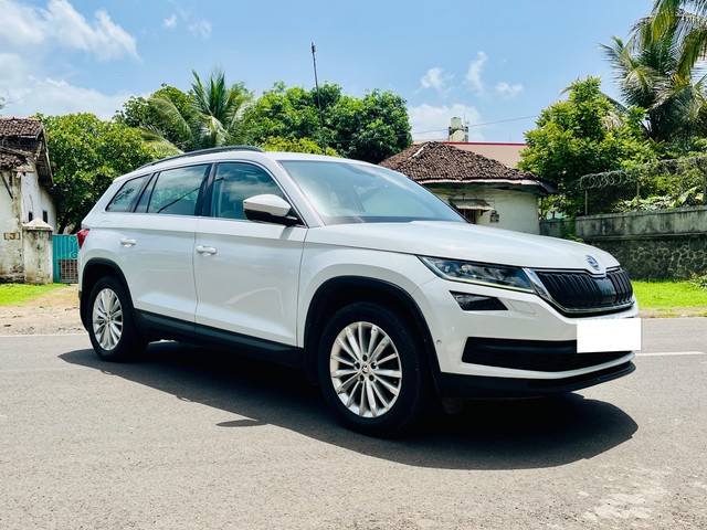 Second-hand 2019 Skoda Kodiaq 2.0 TDI Style for sale in Pune-10