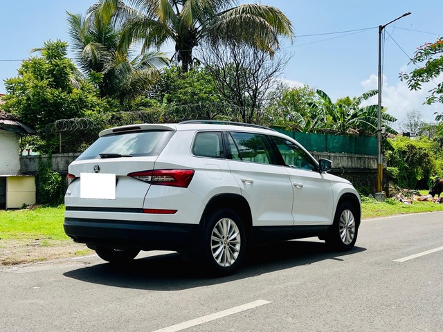 Second-hand 2019 Skoda Kodiaq 2.0 TDI Style for sale in Pune-16