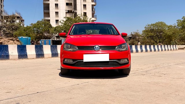 Second-hand 2015 Volkswagen Polo 1.5 TDI Highline for sale in Pune-5