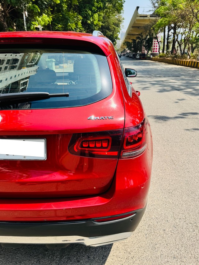 Second-hand 2019 Mercedes-Benz GLC 220d 4MATIC for sale in Mumbai-2