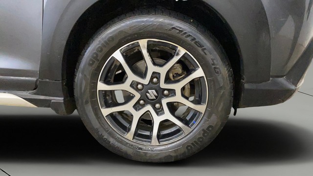 Second-hand 2022 Maruti Suzuki XL6 Alpha AT for sale in Gurgaon-27