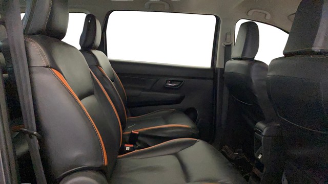 Second-hand 2022 Maruti Suzuki XL6 Alpha AT for sale in Gurgaon-4