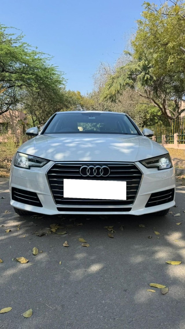 Second-hand 2018 Audi A4 35 TDI Premium Plus for sale in New Delhi-4