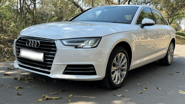 Second-hand 2018 Audi A4 35 TDI Premium Plus for sale in New Delhi-3