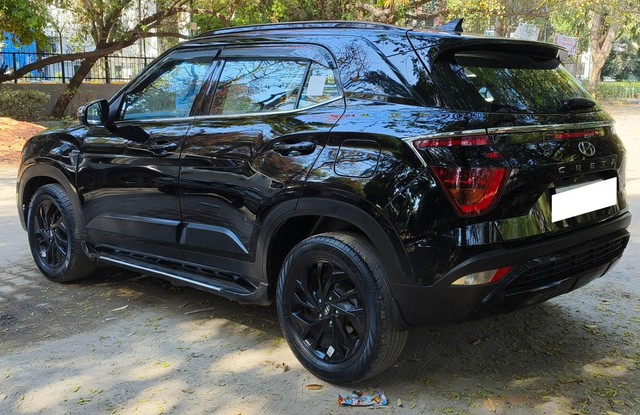 Second-hand 2023 Hyundai Creta SX Adventure Edition for sale in New Delhi-3