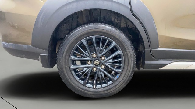 Second-hand 2021 Maruti Suzuki XL6 Alpha AT for sale in Gurgaon-25