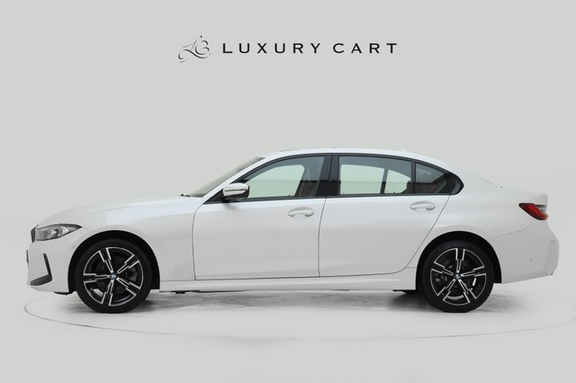 BMW 3 Series Long Wheelbase 330Li M Sport GL Second-hand 2024 BMW 3 Series Long Wheelbase 330Li M Sport GL for sale in Gurgaon-4