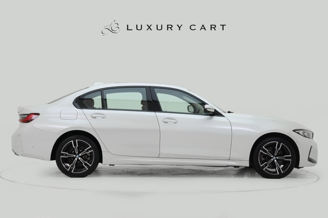 BMW 3 Series Long Wheelbase 330Li M Sport GL Second-hand 2024 BMW 3 Series Long Wheelbase 330Li M Sport GL for sale in Gurgaon-1