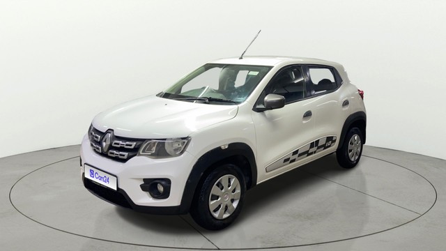 Second-hand 2017 Renault KWID 1.0 AMT RXT for sale in Surat-17