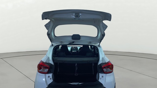 Second-hand 2017 Renault KWID 1.0 AMT RXT for sale in Surat-2