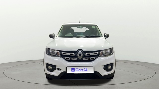 Second-hand 2017 Renault KWID 1.0 AMT RXT for sale in Surat-18