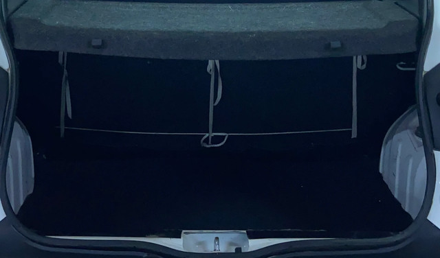 Second-hand 2017 Renault KWID 1.0 AMT RXT for sale in Surat-20