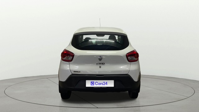 Second-hand 2017 Renault KWID 1.0 AMT RXT for sale in Surat-14