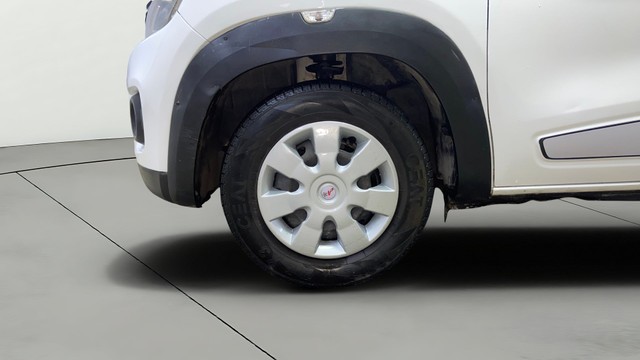 Second-hand 2017 Renault KWID 1.0 AMT RXT for sale in Surat-29