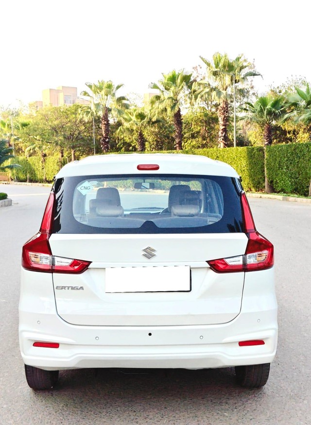 Second-hand 2020 Maruti Suzuki Ertiga CNG VXI for sale in New Delhi-2
