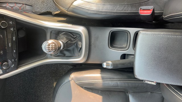 Maruti Suzuki S Cross DDiS 320 Alpha Second-hand 2015 Maruti Suzuki S Cross DDiS 320 Alpha for sale in Coimbatore-23