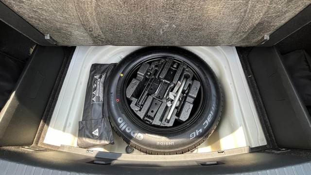 Second-hand 2021 Skoda Octavia Style for sale in Coimbatore-6