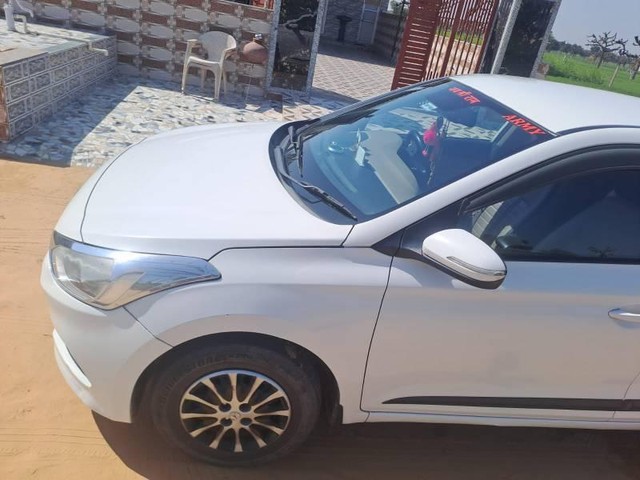 Hyundai i20 Sportz 1.4 CRDi Second-hand 2015 Hyundai i20 Sportz 1.4 CRDi for sale in Jhunjhunu-3