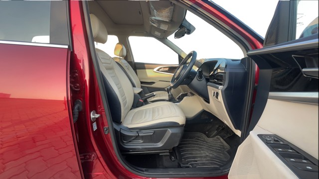 Second-hand 2022 Kia Carens Luxury Plus Turbo 2022-2023 for sale in Coimbatore-15