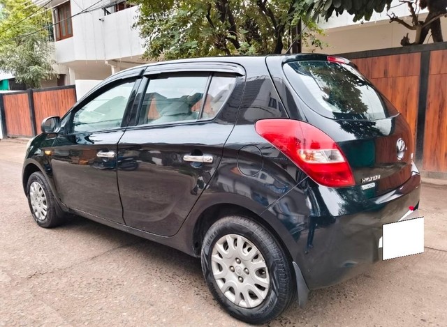 Second-hand 2012 Hyundai i20 1.4 CRDi Magna for sale in Indore-3