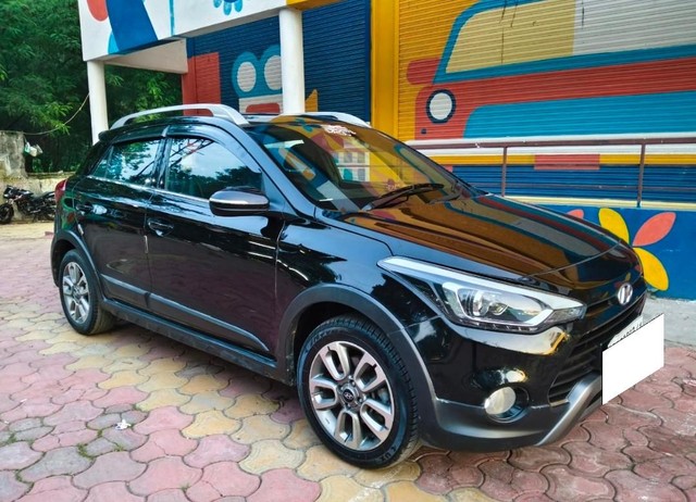Hyundai i20 1.4 CRDi Anniversary Edition Second-hand 2015 Hyundai i20 1.4 CRDi Anniversary Edition for sale in Indore-5