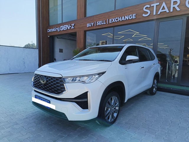 Second-hand 2025 Toyota Innova Hycross ZX(O) Hybrid for sale in Ludhiana-1