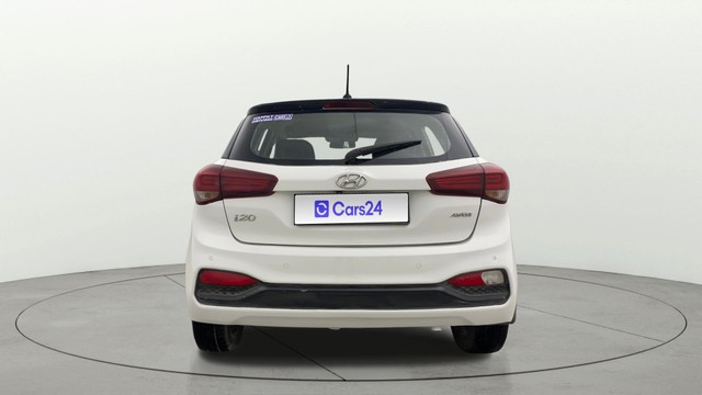 Second-hand 2019 Hyundai i20 Asta Option Diesel for sale in Chennai-15